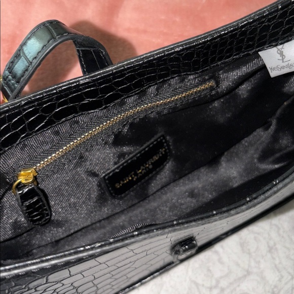 Bag - Picture 3 of 3